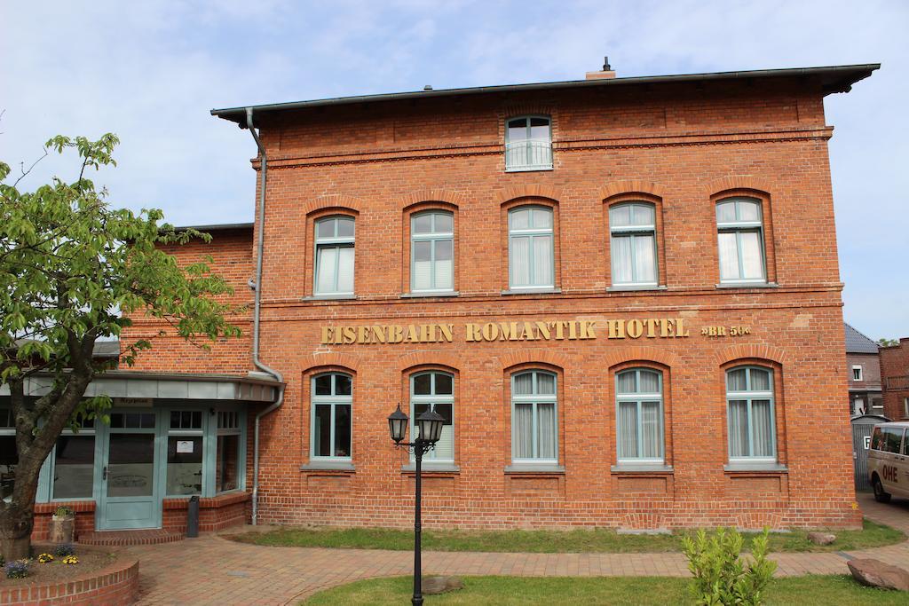 Eisenbahnromantik Hotel Meyenburg  Eksteriør billede